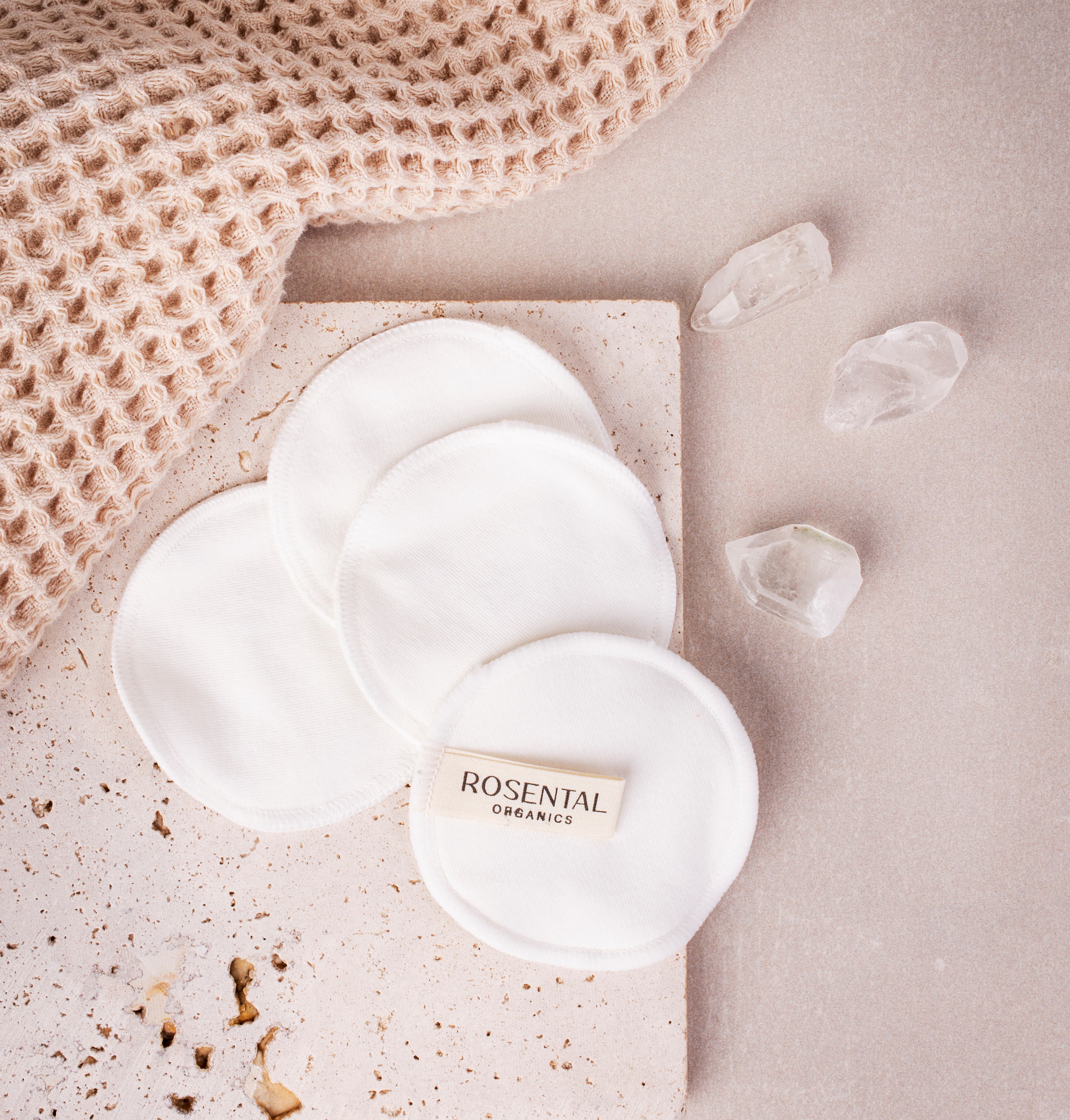 4 cotton pads